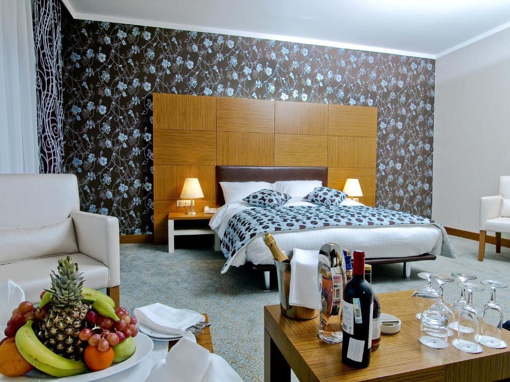 אקטאו Grand Nur Plaza Hotel חדר תמונה