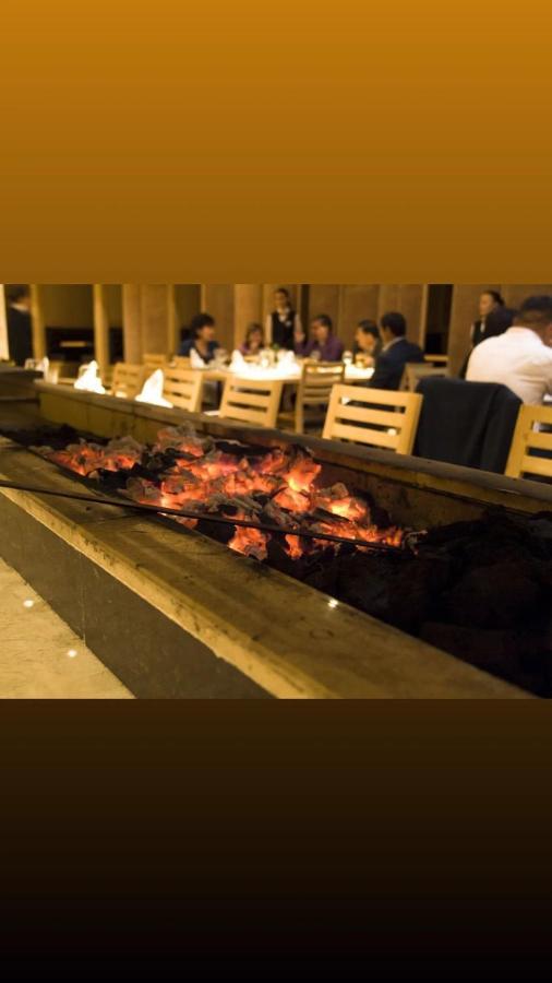 אקטאו Grand Nur Plaza Hotel מראה חיצוני תמונה