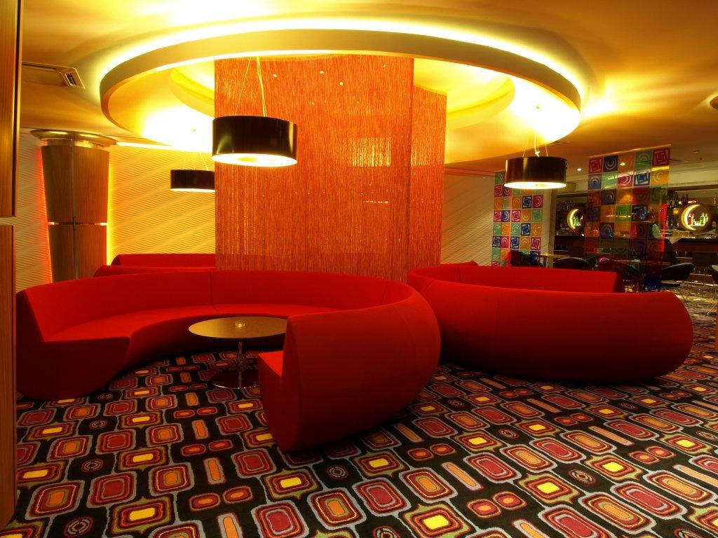 אקטאו Grand Nur Plaza Hotel מראה חיצוני תמונה