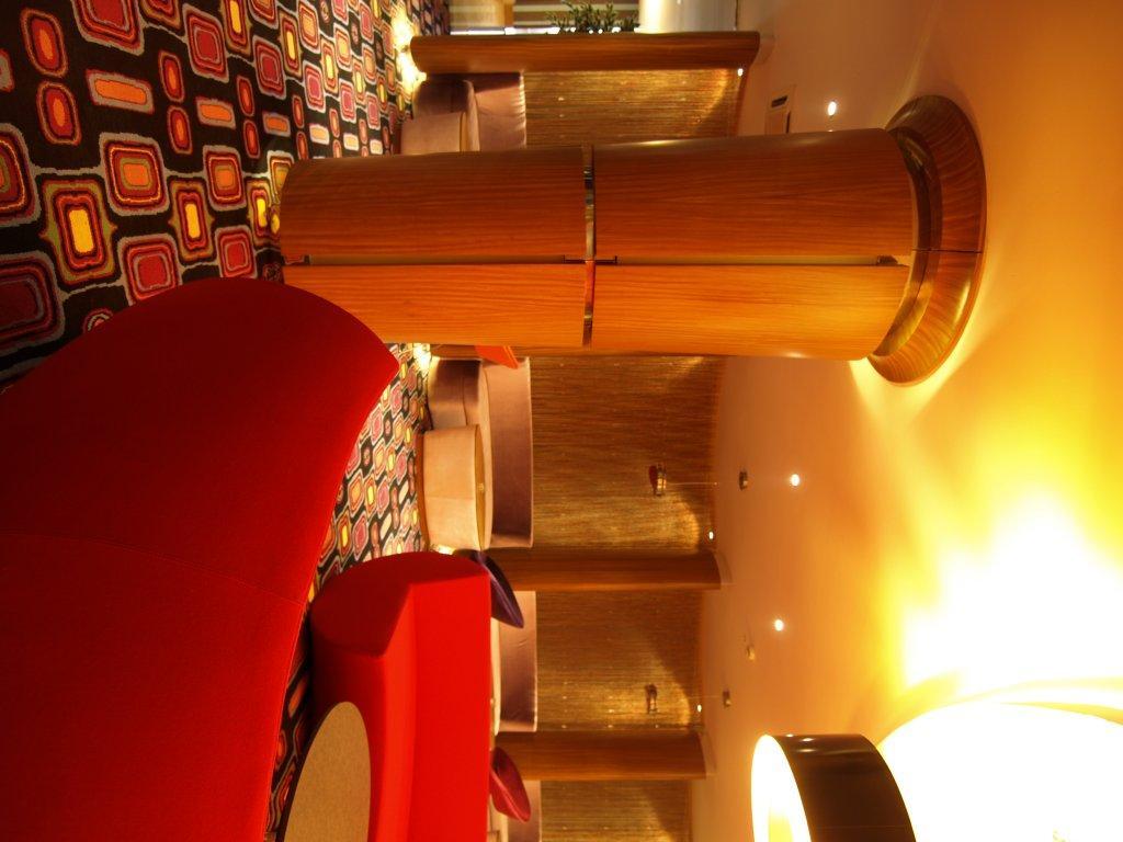 אקטאו Grand Nur Plaza Hotel מראה חיצוני תמונה