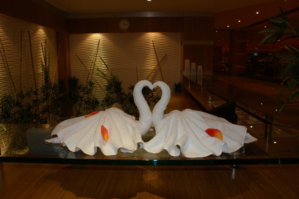 אקטאו Grand Nur Plaza Hotel מראה חיצוני תמונה