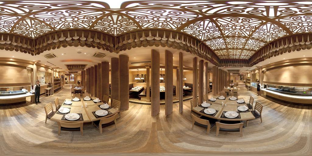 אקטאו Grand Nur Plaza Hotel מראה חיצוני תמונה