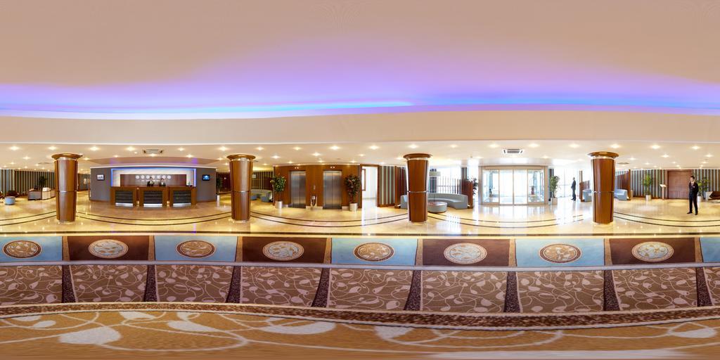 אקטאו Grand Nur Plaza Hotel מראה חיצוני תמונה