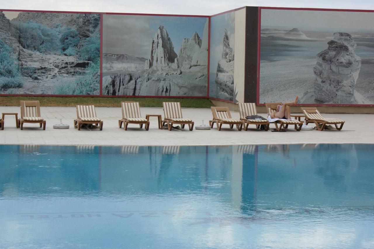 אקטאו Grand Nur Plaza Hotel מראה חיצוני תמונה