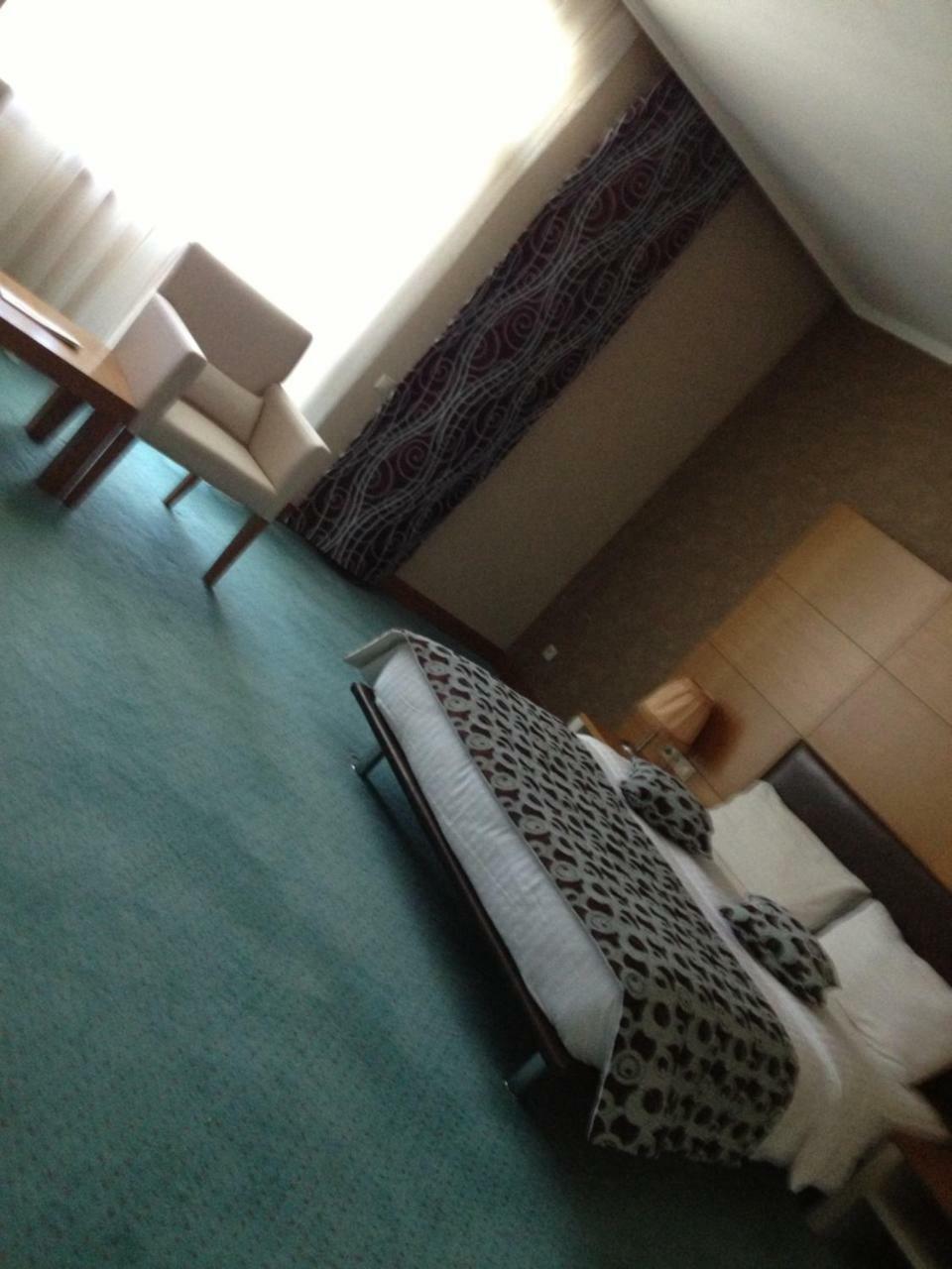 אקטאו Grand Nur Plaza Hotel מראה חיצוני תמונה